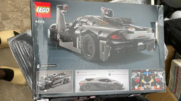 LEGO Technic Koenigsegg Jesko Absolut Set · Photo 2