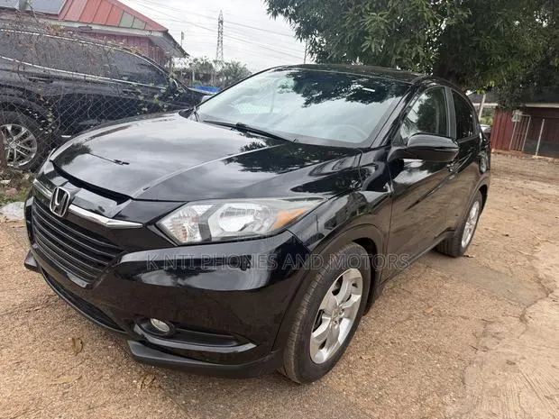 Honda HR-V EX-L w/Navigation AWD 2017 Black · Photo 1