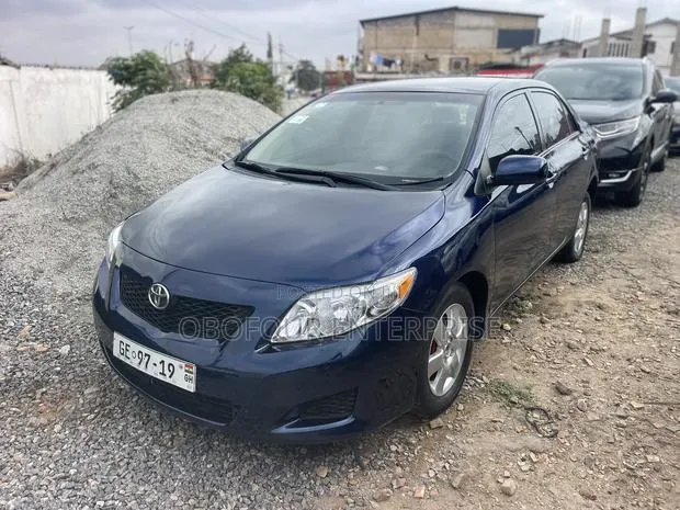 Toyota Corolla LE 4dr Sedan (1.8L 4cyl 4A) 2010 Blue · Photo 1