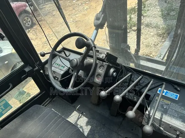 9ton Forklift Home Used · Photo 1
