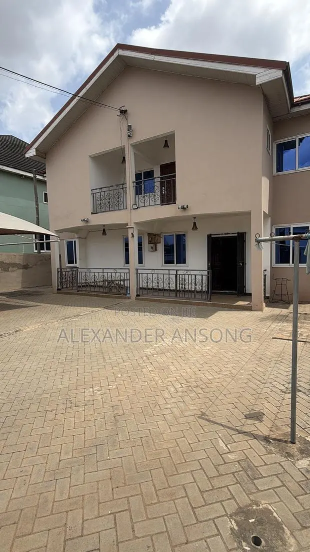 5bdrm House in Mile 7 for rent · Photo 1