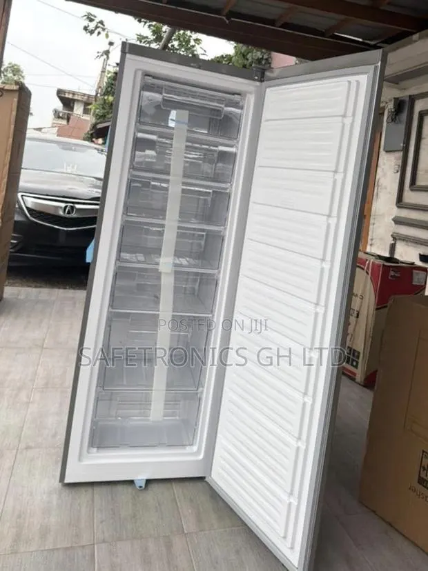 Neatly Sealed Nasco NASD1-33 242-Liter Upright Standing Freezer · Photo 1