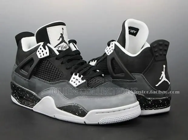 Jordan 4 Retro Fear · Photo 1