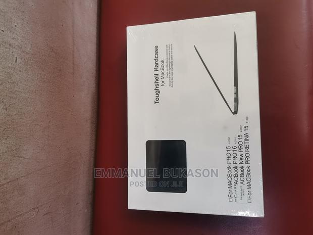 16inch Macbook Pro Case · Photo 2