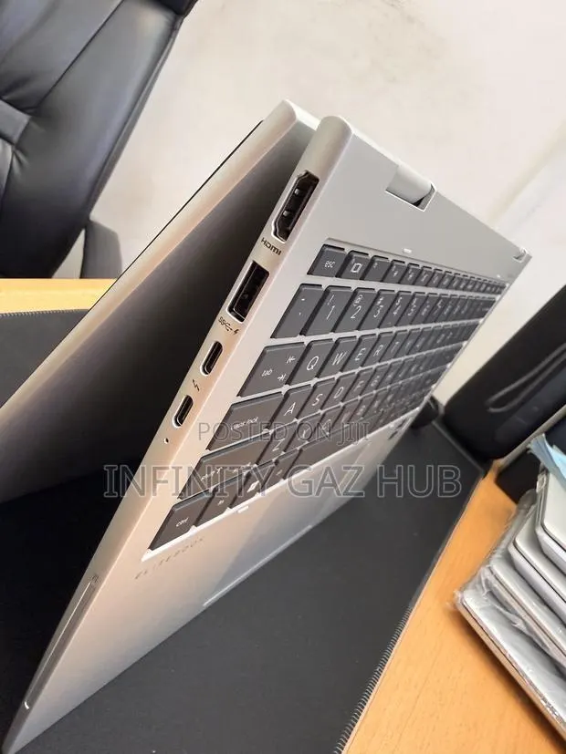 Laptop HP EliteBook 840 G9 16GB Intel Core i7 SSHD (Hybrid) 512GB · Photo 1