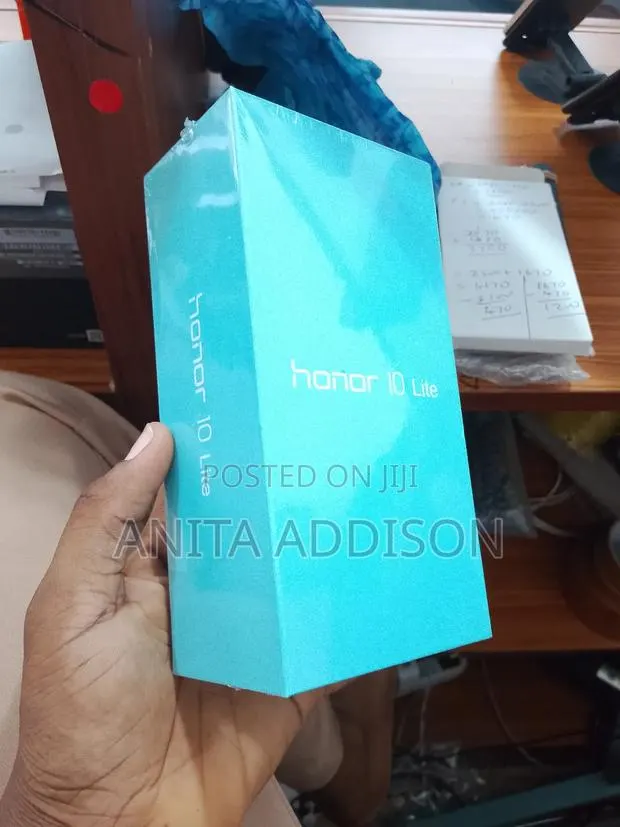 New Huawei Honor 10 Lite 64 GB Black · Photo 1