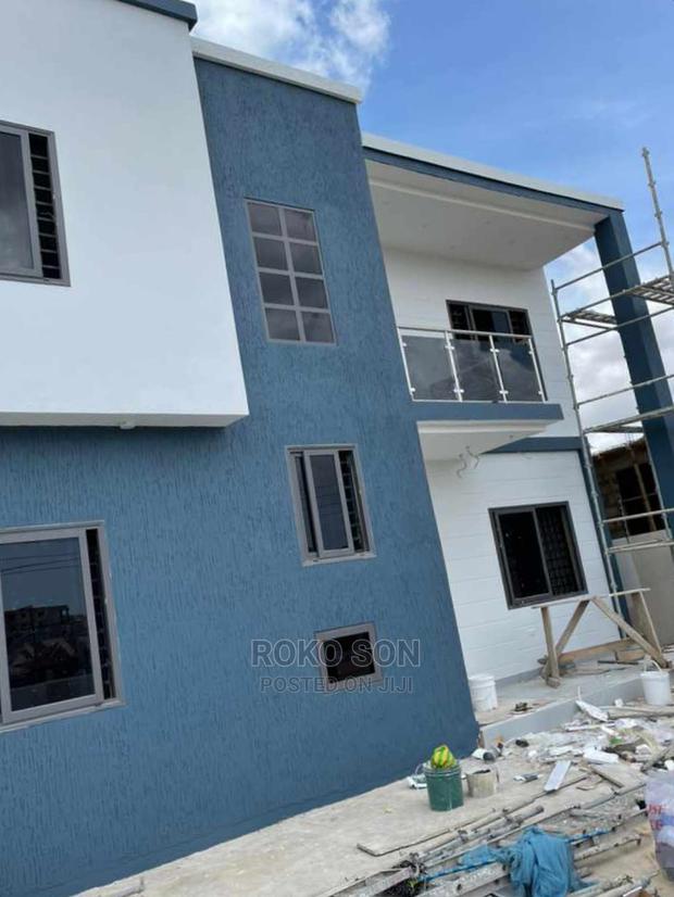 4bdrm Duplex in Dr Roko, Accra Metropolitan for sale · Photo 3