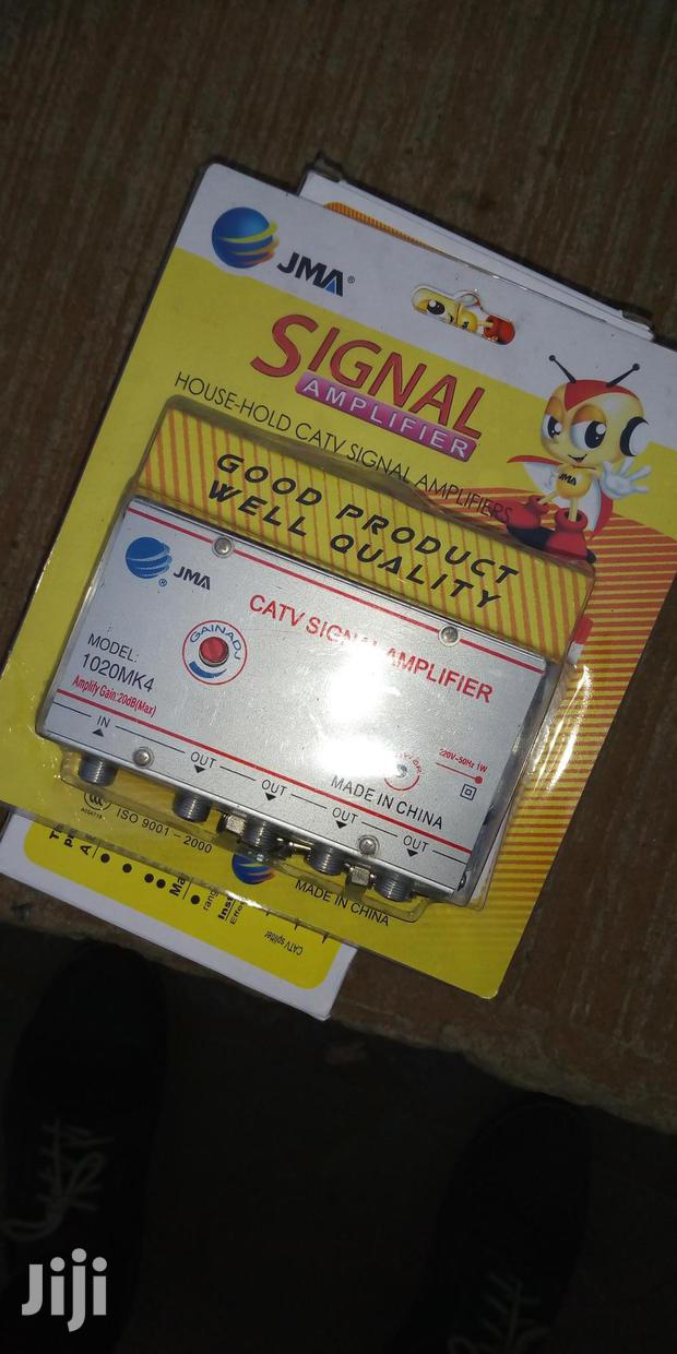 #Catv Signal Amplifier 4port · Photo 1