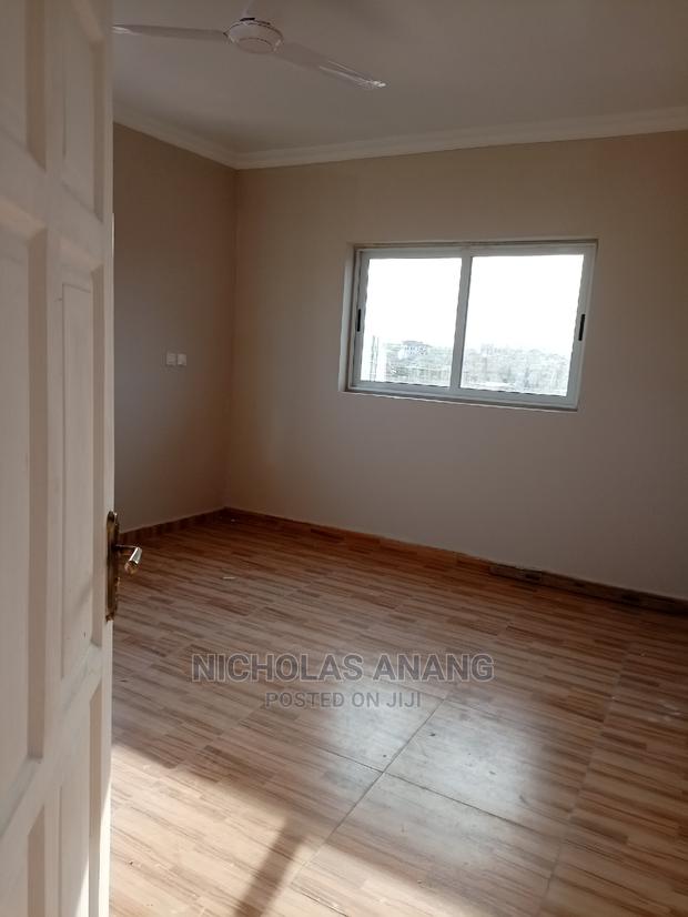 2bdrm Apartment in Tseaddo Round About for rent · Photo 2