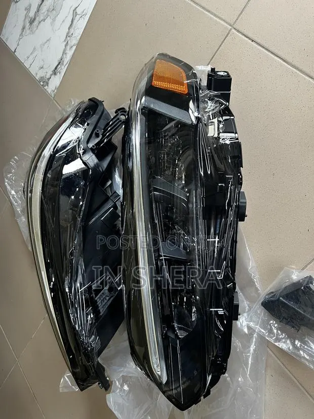 Honda Civic Headlight 2023 2024 2025 · Photo 1