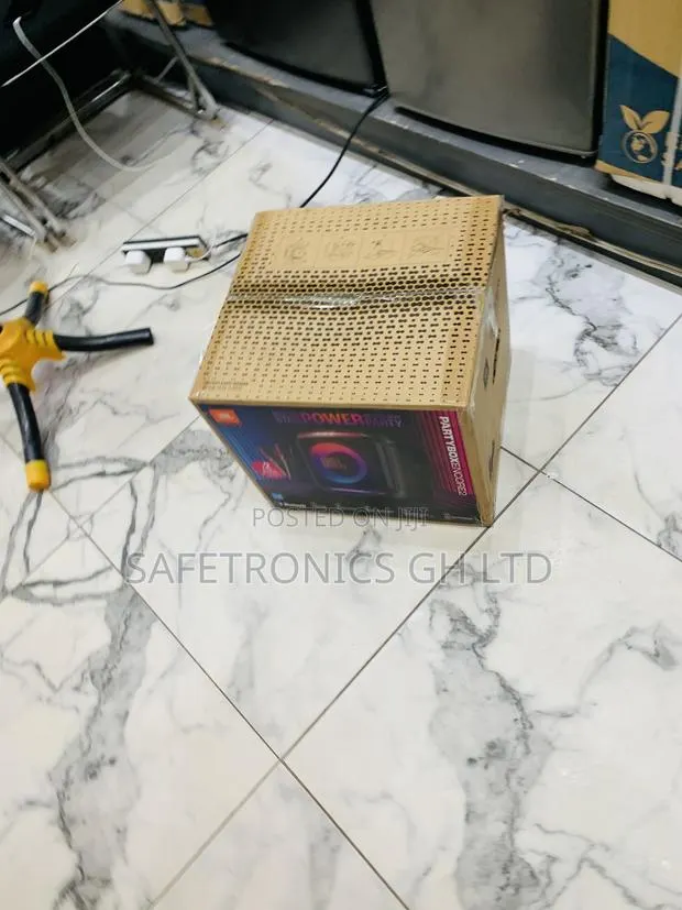 Original JBL PartyBox Encore Essential 2 Portable Speaker With Mic · Photo 1
