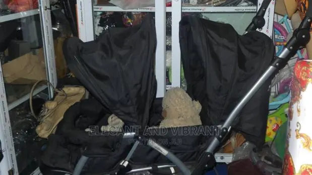 Very Little Used Pram From UK · Photo 3