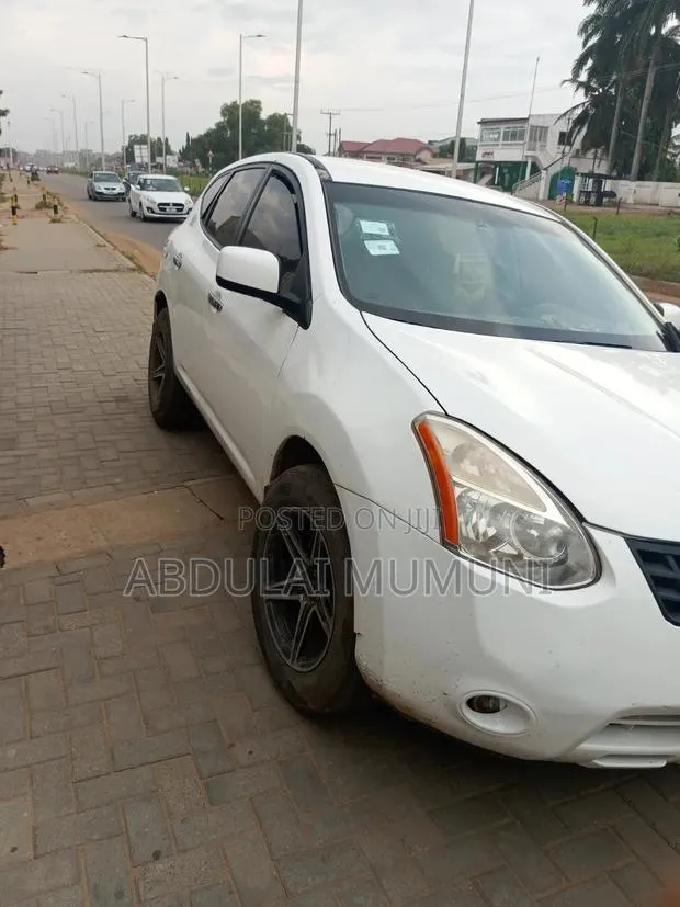 Nissan Rogue SL 2010 White · Photo 1