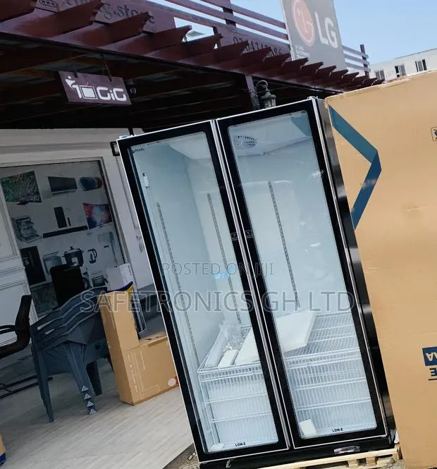 Chill Perfect Display (2 Doors Black) Pearl 690L Fridge · Photo 1