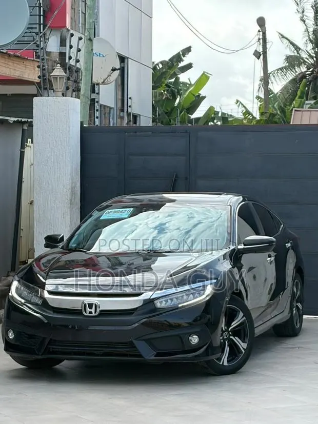 Honda Civic Touring Sedan 2018 Black · Photo 1