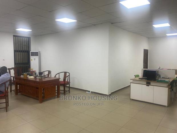 Warehouse With Office Space for Rent · Photo 4