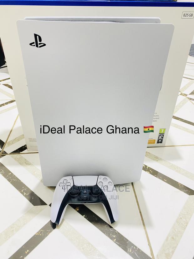 Playstation 5 Digital With Games · Photo 2