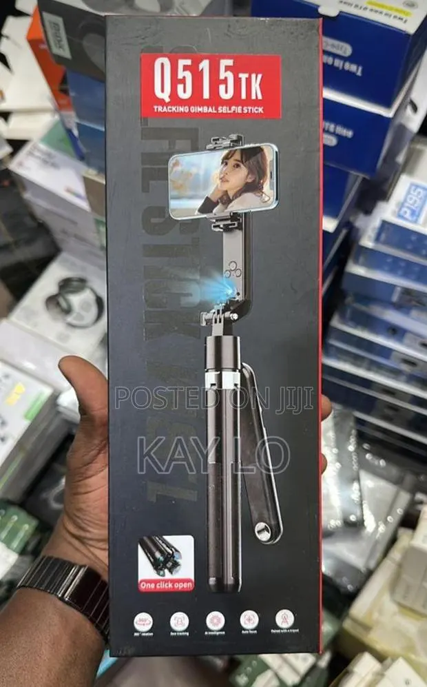 Ai Anti Shake 4-Leg Stand Facial Tracking Gimbal Selfie Stick · Photo 1