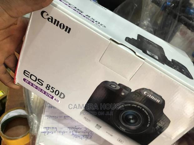 Canon 850/T8i · Photo 1