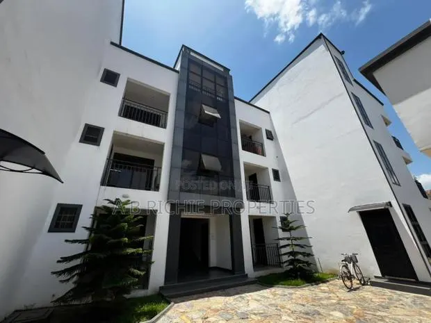 2bdrm Apartment in Ab Richie Properties, Baatsona Total for rent · Photo 1