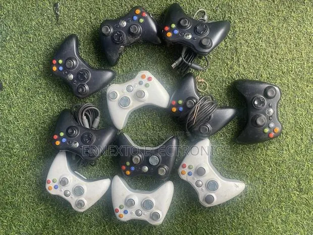 Xbox 360 Original Controllers Available in Bulk · Photo 1
