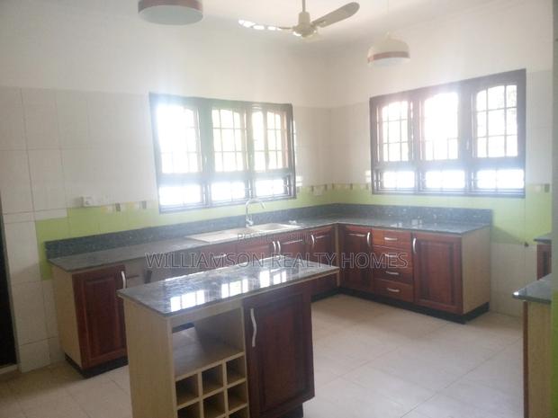 5bdrm House in Hfc Estate, Spintex for rent · Photo 6