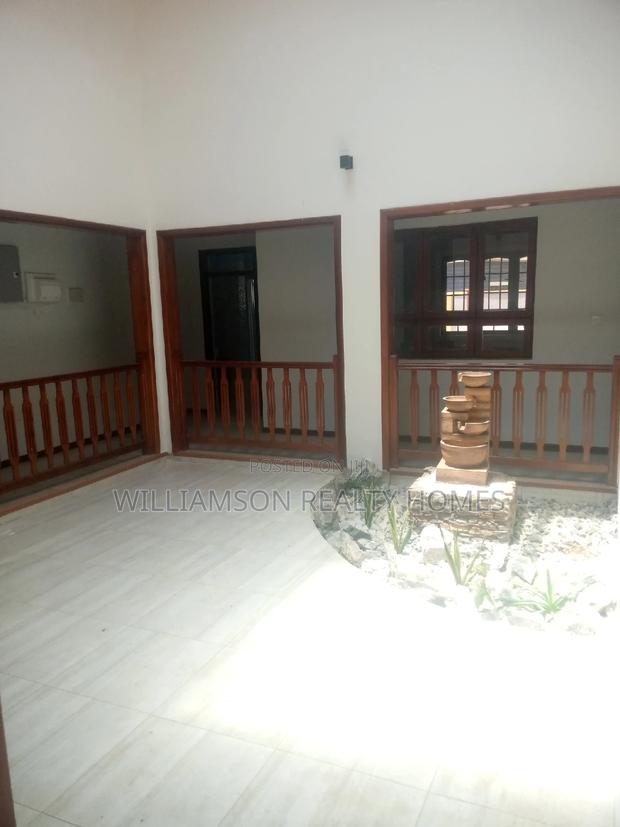5bdrm House in Hfc Estate, Spintex for rent · Photo 8