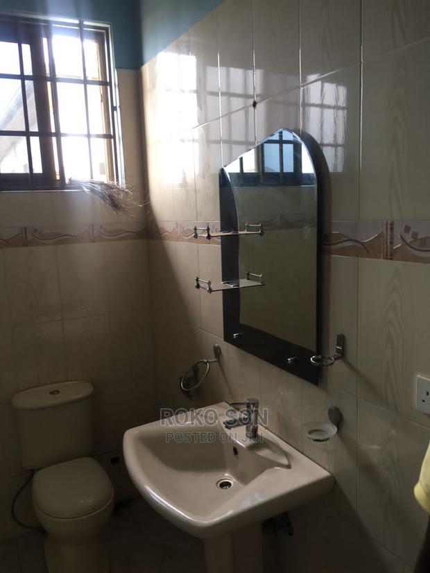 7bdrm House in Dr Roko, Spintex for Rent · Photo 4