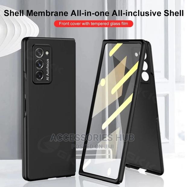 Samsung Z Fold 2 Case With Inbuilt Tempered Glass Protector · Photo 6
