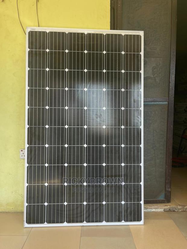 330watts VIKRAM Solar Panels · Photo 1