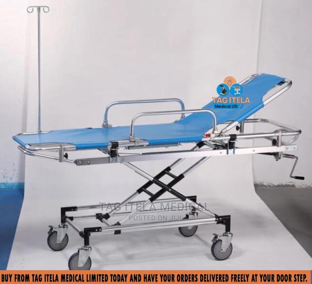 Patient Stretcher Trolley Aluminum (Adjustable Hight) · Photo 1