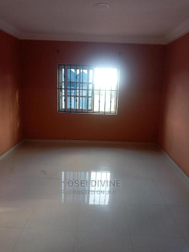 Exe 2-Bedrooms Apartment Dansoman Roundabout · Photo 2