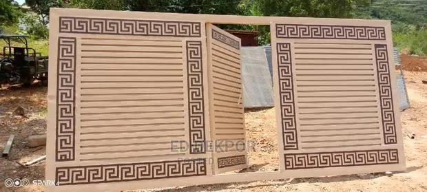 Sliding Gate With Galvanized Materials · Photo 1