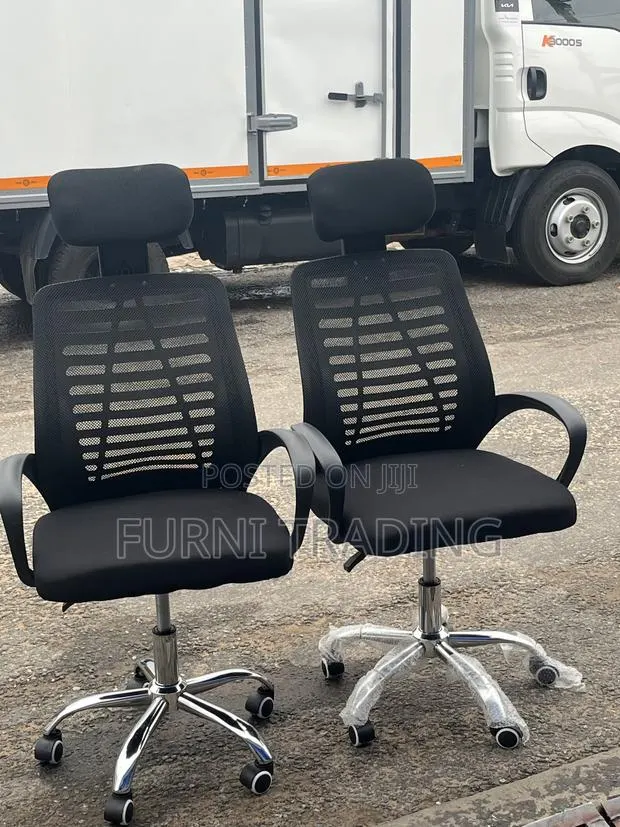 Office Swivel Chair · Photo 1