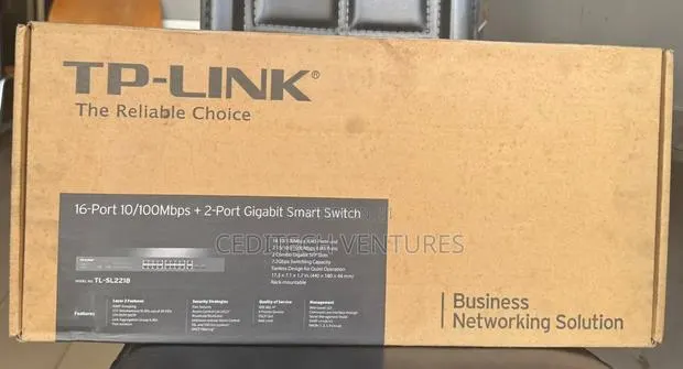 16 Port 10/100Mbps+2 Port Gigabit Smart Switch · Photo 1