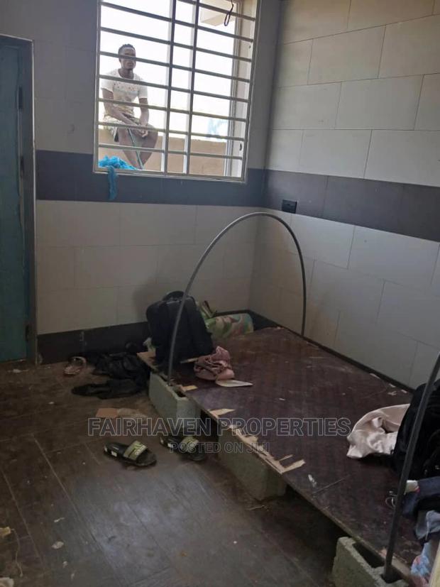 2bdrm Apartment in Tseaddo, Airport Residential Area for Rent · Photo 3