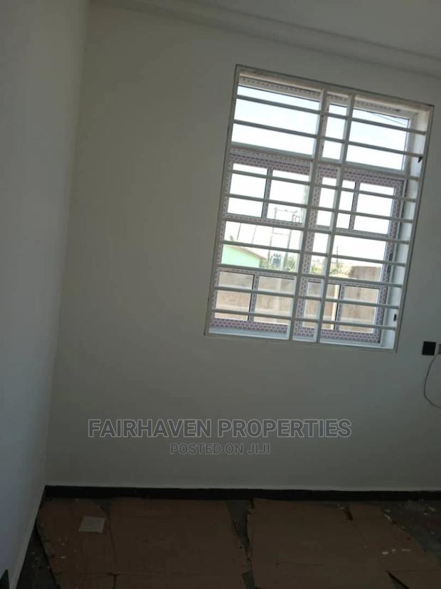 2bdrm Apartment in Tseaddo, Airport Residential Area for Rent · Photo 5