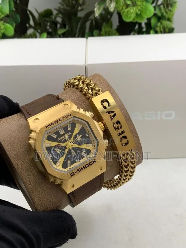 Casio G-Shock G-Lide Watch With Bracelet · Photo 1