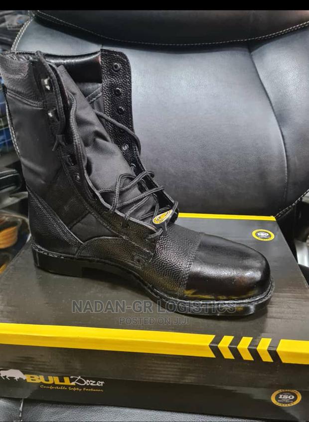 Security Boots (Bull Dozer) · Photo 1