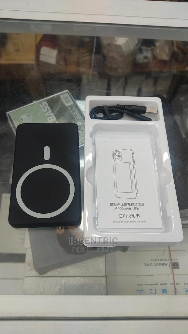5000 Mah Magnetic Wireless Power Bank · Photo 2