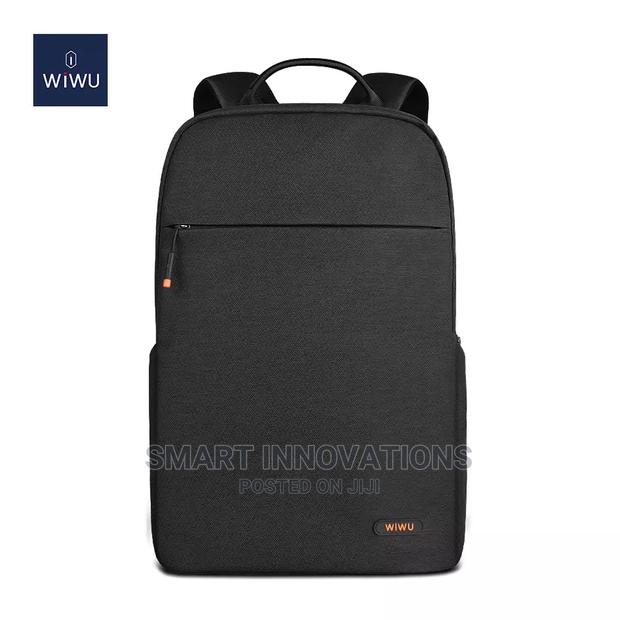 15.6 Inch Wiwu Pilot Backpack · Photo 1