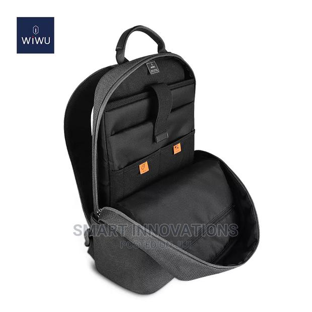15.6 Inch Wiwu Pilot Backpack · Photo 4