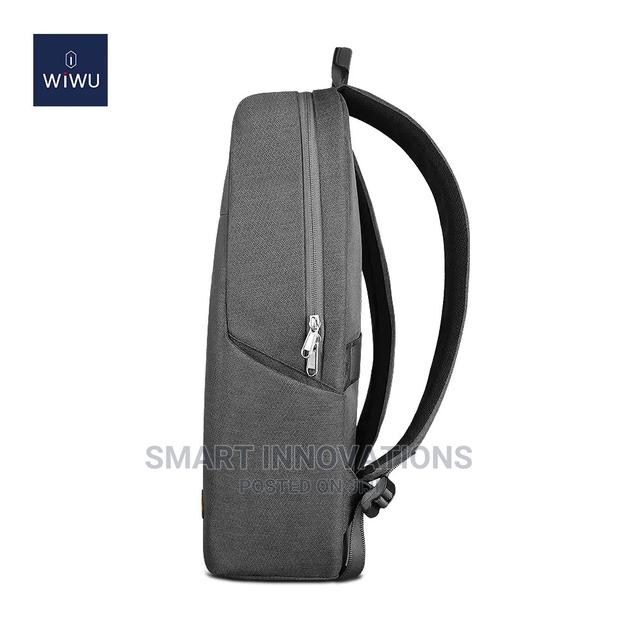 15.6 Inch Wiwu Pilot Backpack · Photo 5