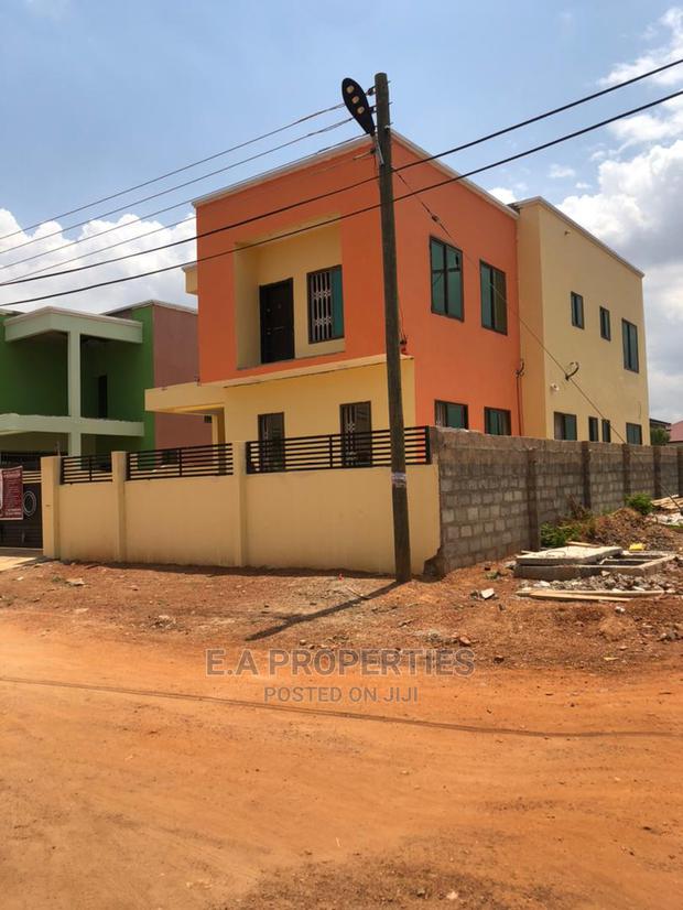 4bdrm Block of Flats in E a Properties, Valley View Area for Sale · Photo 5