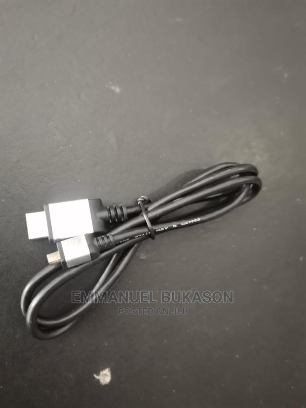 Micro HDMI to HDMI Cable · Photo 1