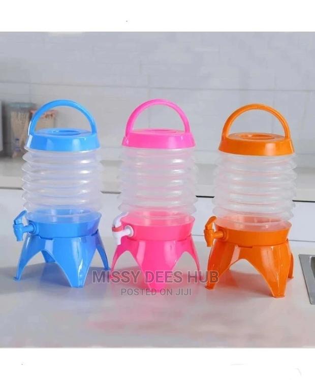 Collapsible Beverage Dispenser ( 7.5 L) · Photo 1