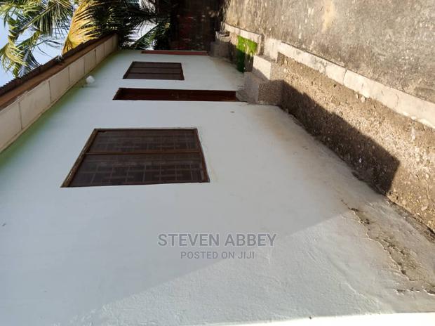 2bdrm Apartment in Adom Agency, Teshie for Rent · Photo 3