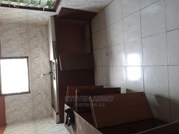 2bdrm Apartment in Adom Agency, Teshie for Rent · Photo 4
