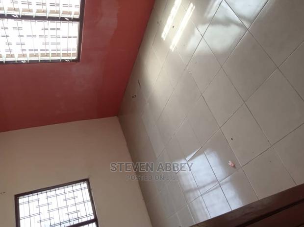 2bdrm Apartment in Adom Agency, Teshie for Rent · Photo 5
