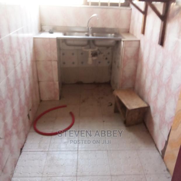 2bdrm Apartment in Adom, Teshie for Rent · Photo 2